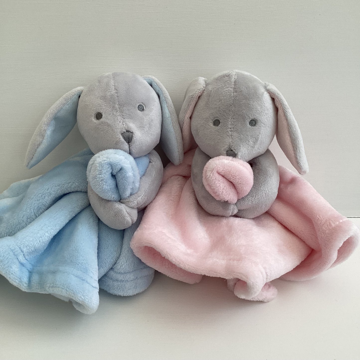 MAX and MAISIE - Cosy bath and bedtime gift box for two