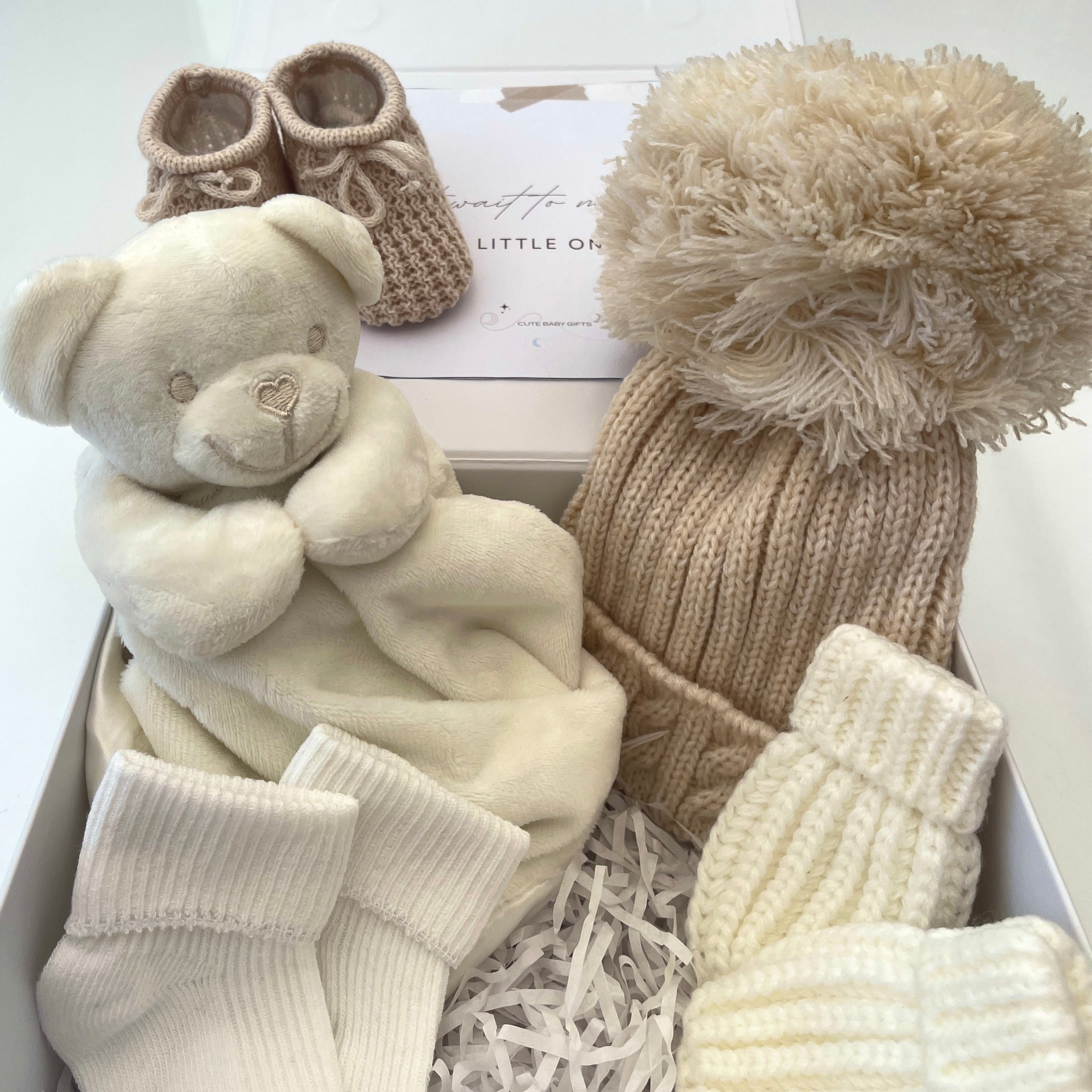 Unisex Baby Gift | OAKLEY | Cream Bear Comforter Giftset