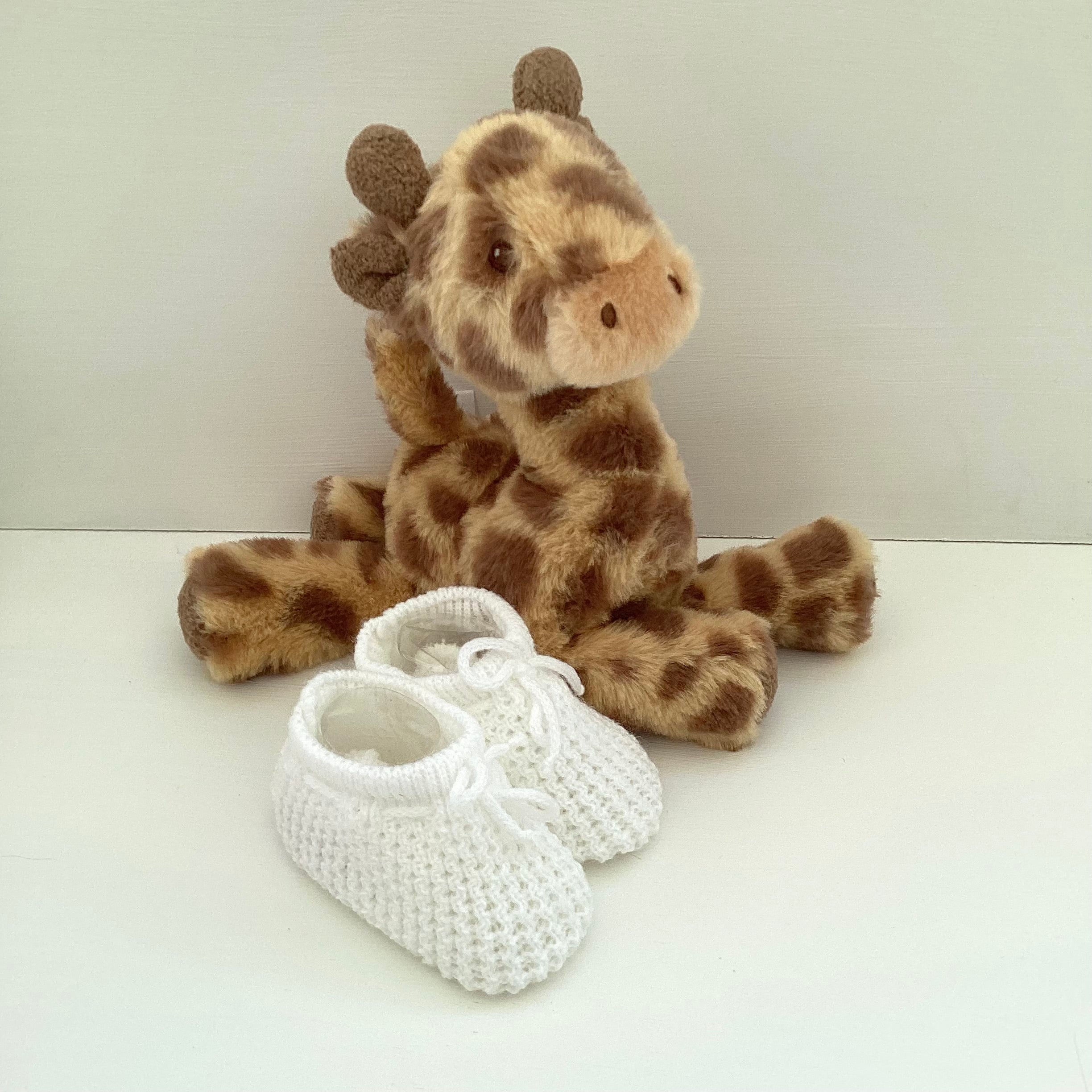 Unisex Baby Gift | SAMMIE | Giraffe Teddy and White Essentials Giftset