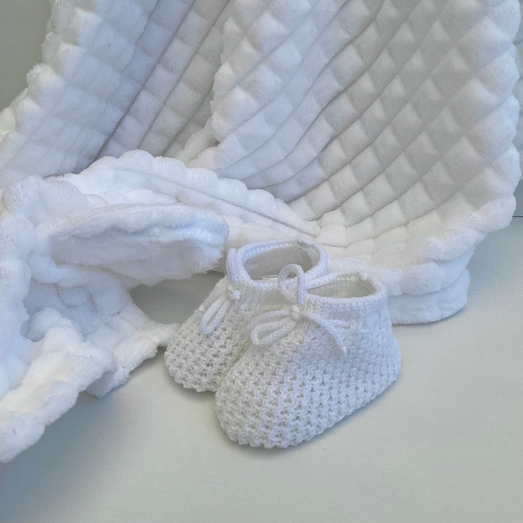 Unisex Luxury Baby Gift | FRANKIE | Designer Baby Clothing and Cuddly Giraffe