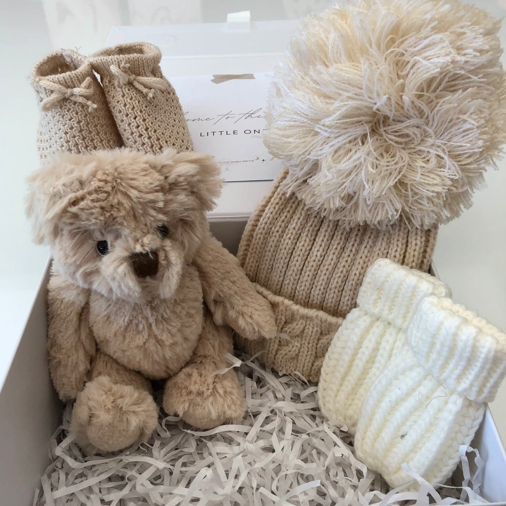Unisex Baby Gift | BOBBIE | Brown Fluffy Bear and Bobble Hat Giftset