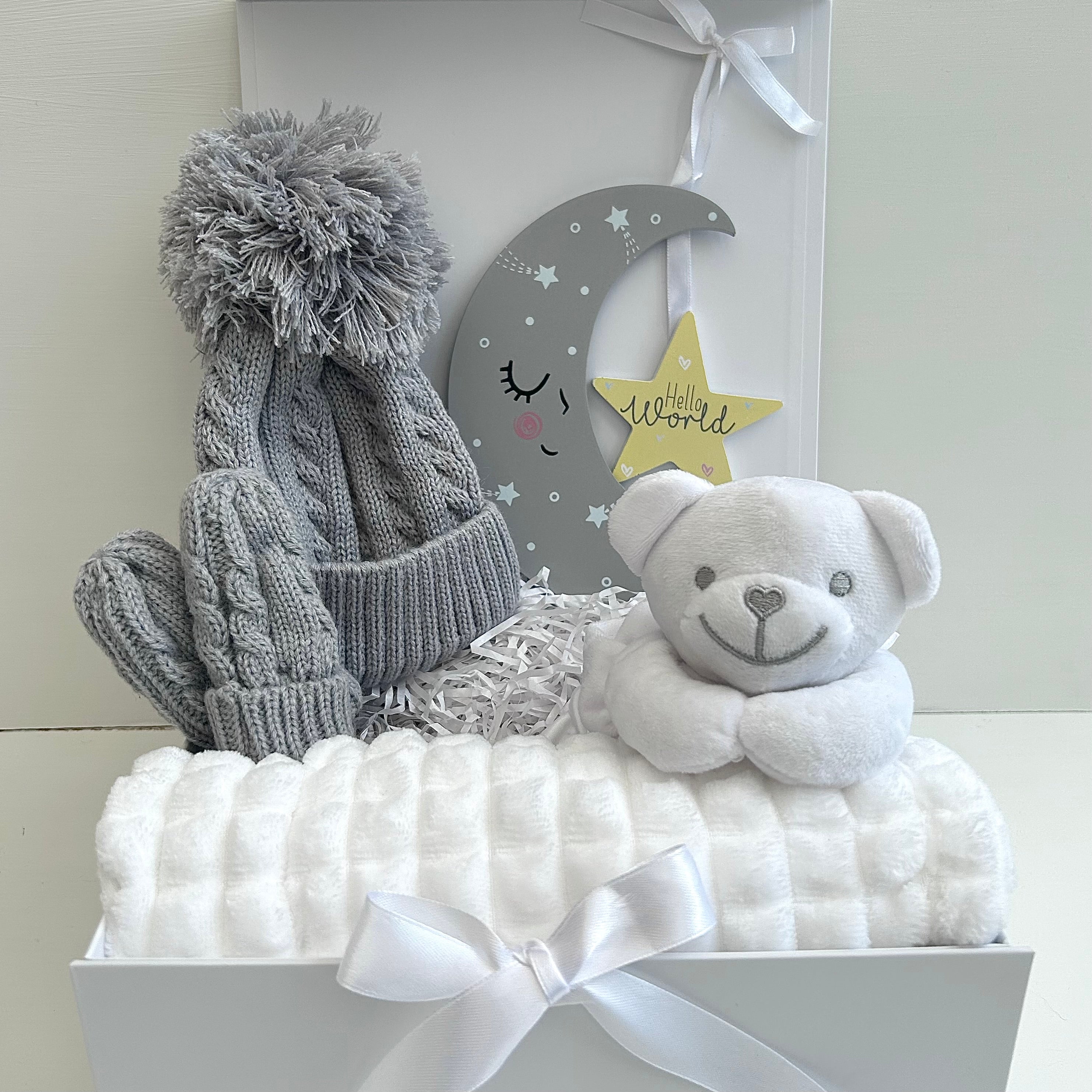 Unisex Baby Gift | PIPER | Perfect Bobble Hat and Blanket Giftset